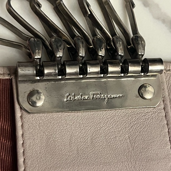 FERRAGAMO KEY HOLDER - MONOGRAMMED CANVAS - Picture 8 of 12